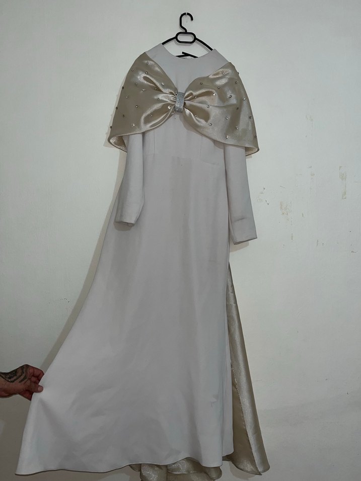 Beyaz Uzun Drapeli Kadın Gelinlik.  Nikahlık nişanlık   Düğünlük - Görsel 2
