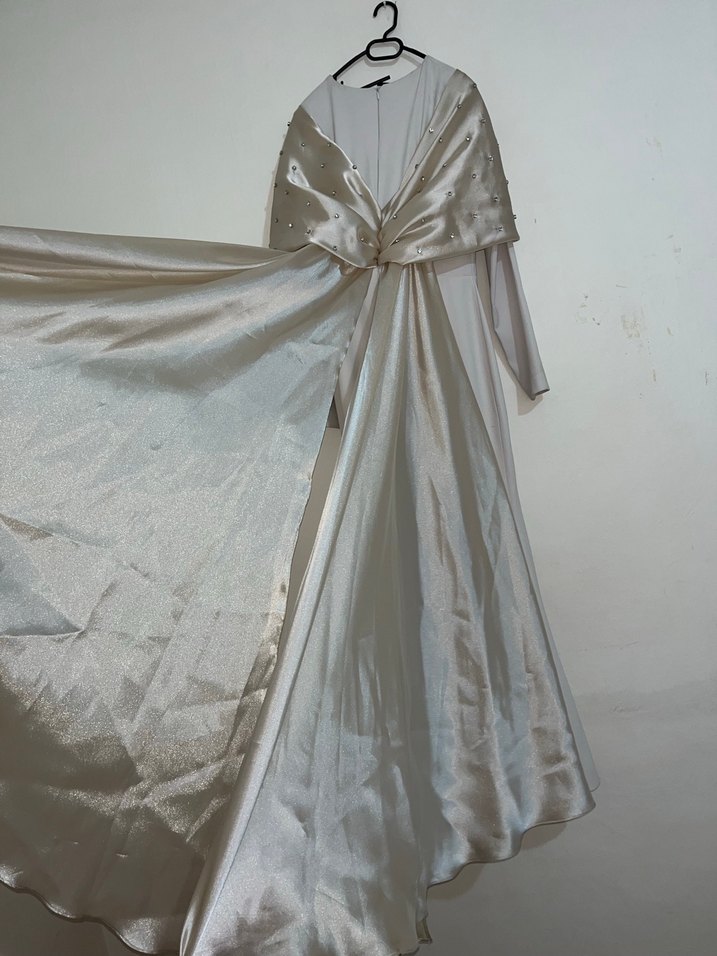 Beyaz Uzun Drapeli Kadın Gelinlik.  Nikahlık nişanlık   Düğünlük - Görsel 3