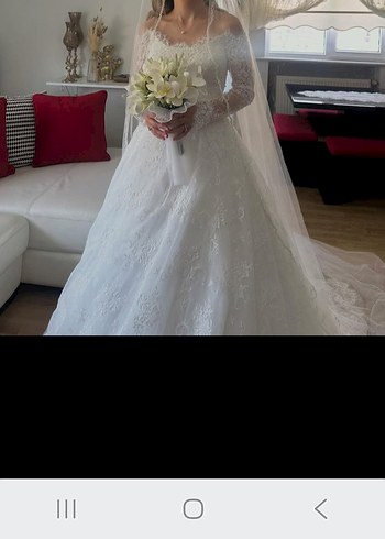 SATILIK GELİNLİK