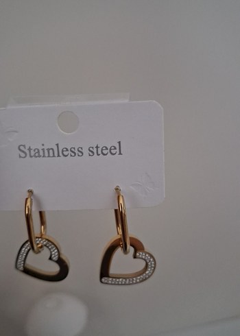 Zincir Detaylı Mini Altın Küpe - Görsel 4