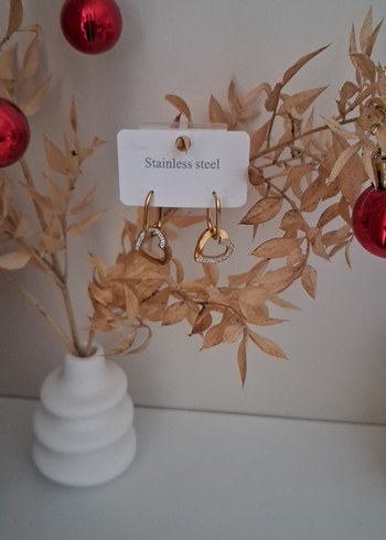 Zincir Detaylı Mini Altın Küpe - Görsel 3