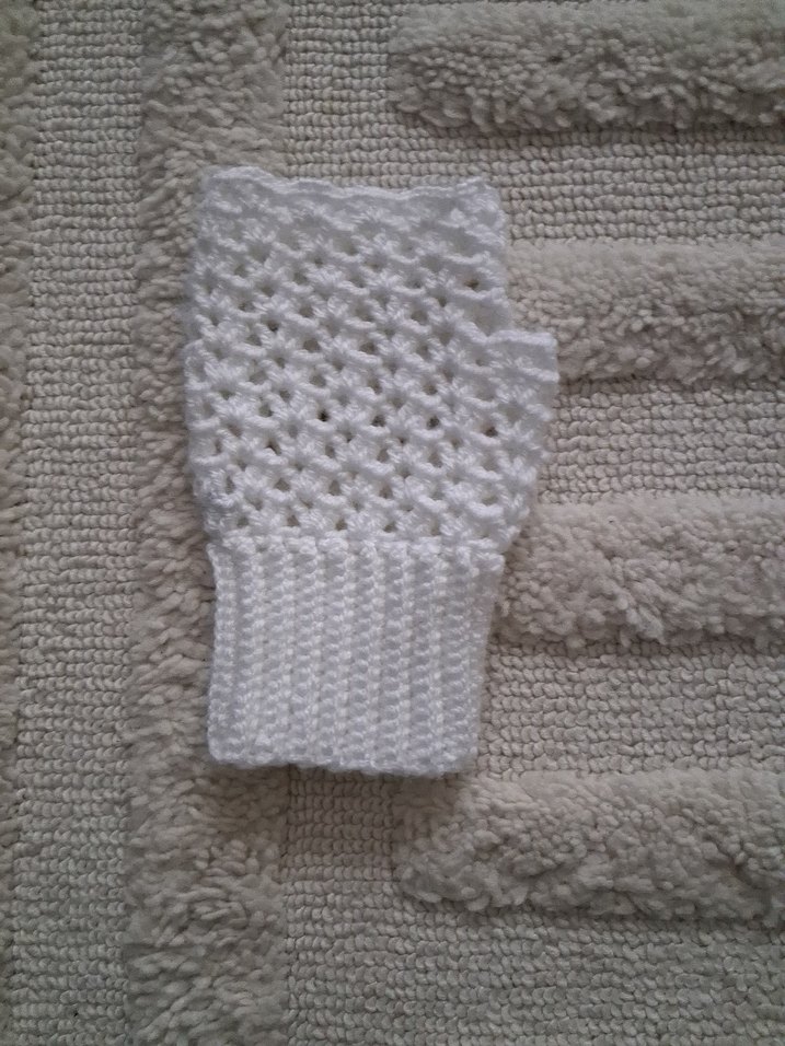 Dantel Detaylı Beyaz Örgü Kadın Eldiveni - Görsel 2