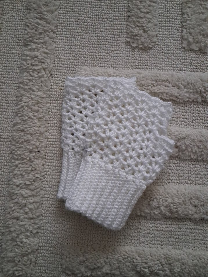 Dantel Detaylı Beyaz Örgü Kadın Eldiveni - Görsel 5