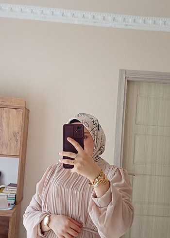 Bej Piliseli Uzun Keten Elbise - Görsel 5