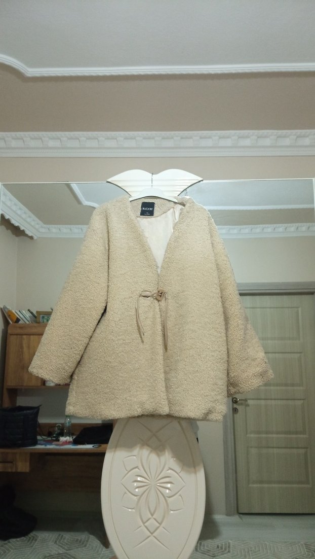 Bej Yünlü Kadın Kaban, Kürk Detaylı, Midi - Görsel 5