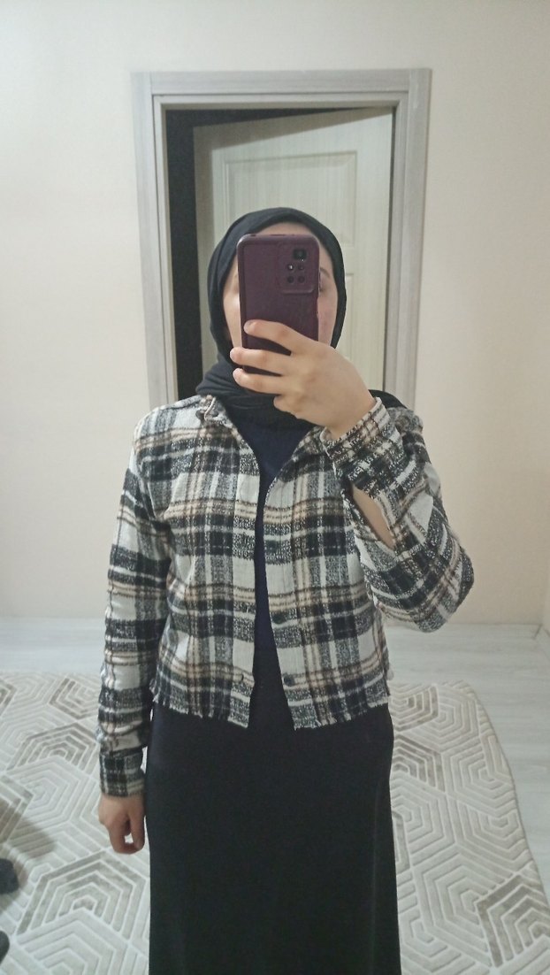 Gri Ekose Desenli Yünlü Boğazlı Kadın Gömlek - Görsel 3