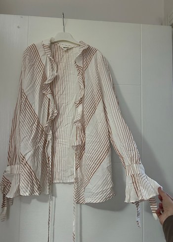 Piliseli Uzun Kollu Keten Bej Gömlek - Görsel 2