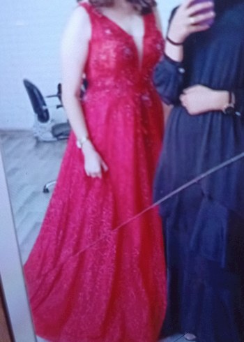 Diğer Klasik Kırmızı Uzun V Yaka Abiye Elbise