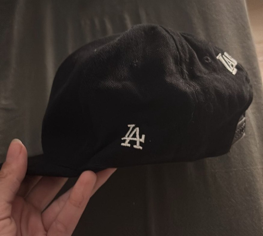 Siyah LA Nakışlı Şapka - Görsel 3