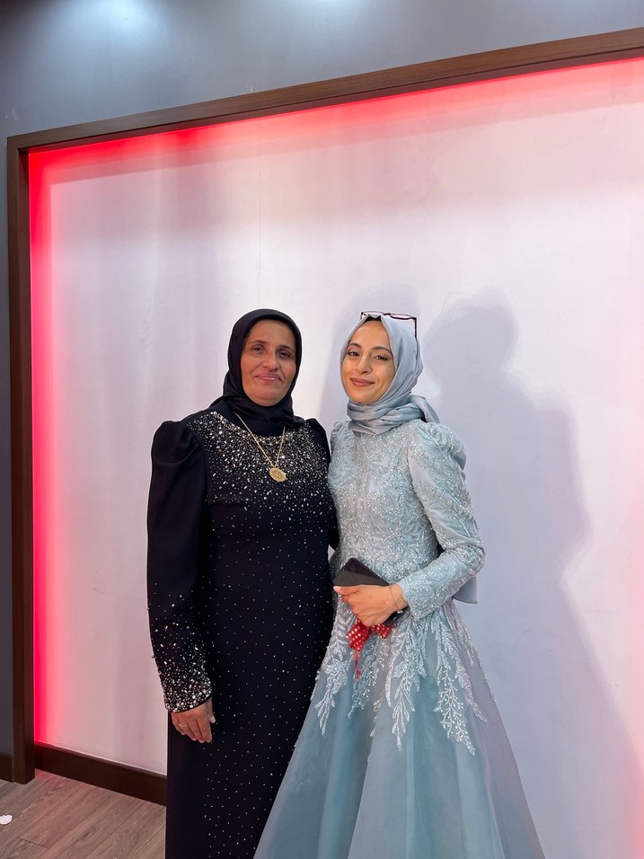 Boncuk İşlemeli Siyah Uzun Kol Elbise Anne abiyesi - Görsel 2