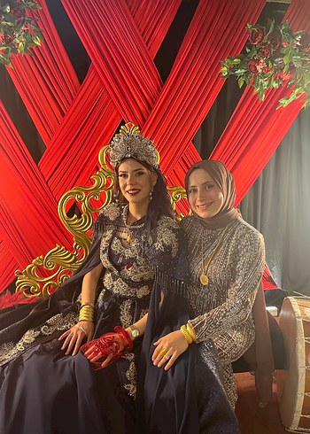 Boncuk İşlemeli  Uzun Kol Elbise - Görsel 11