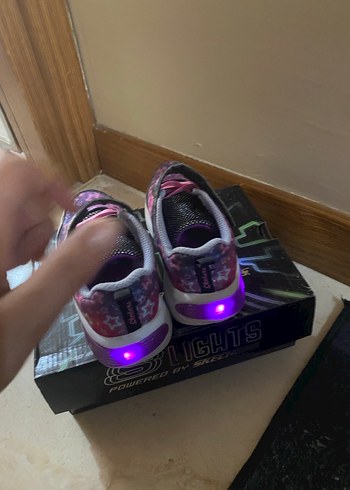 Skechers Kız Çocuk Mor Bağcıklı Velcro Spor Ayakkabı