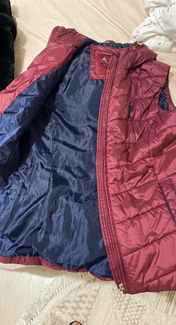 Bordo Kapüşonlu Kadın Şişme Yelek - Görsel 3