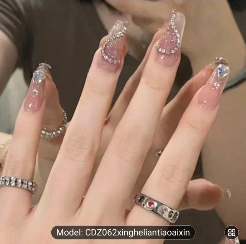 Bej Taşlı 24 Parça Takma Tırnak Seti - Görsel 2