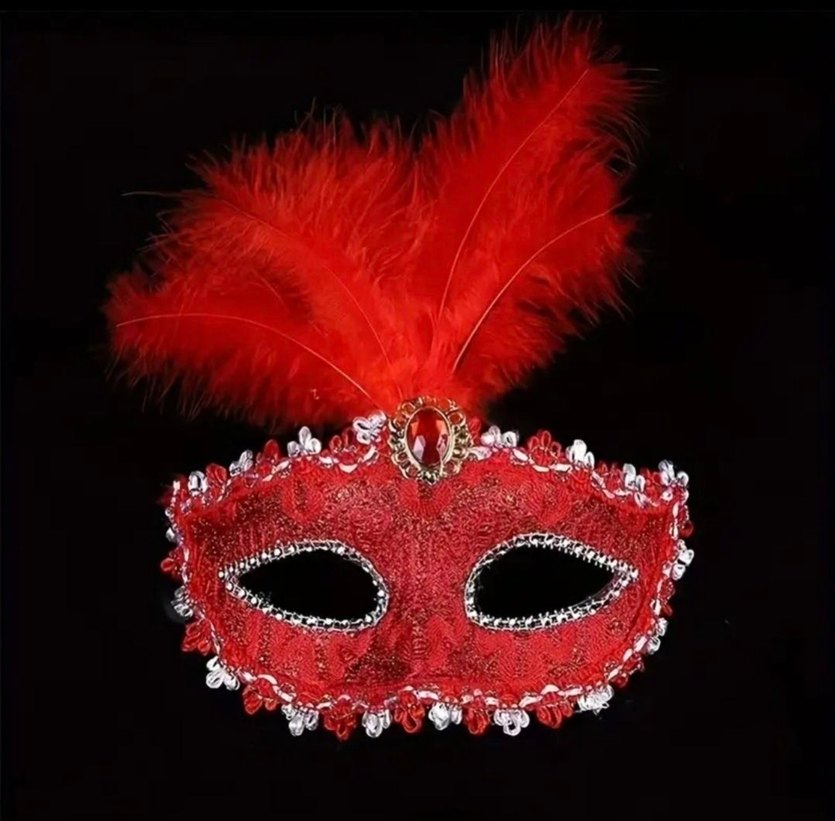 Kırmızı Tüy Detaylı Kadın Maskesi - Görsel 2