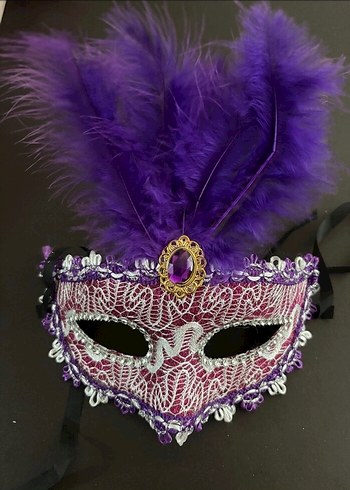 Mor Tüylü Taş Süslemeli Parti Maskesi - Görsel 2