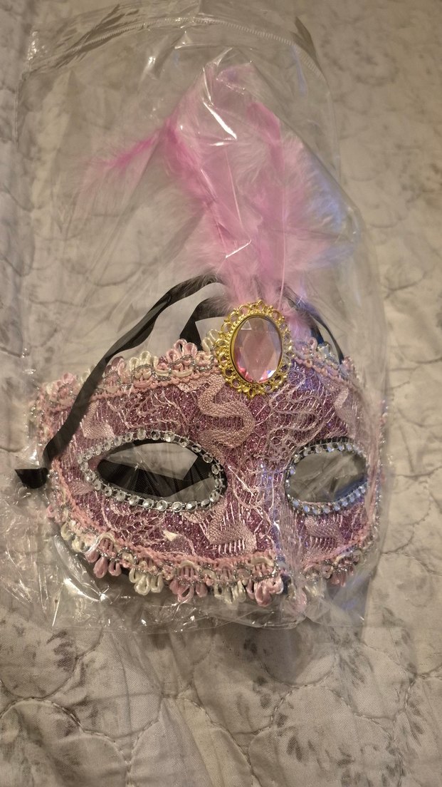 Toz Pembe Tüylü Taş Süslemeli Parti Maskesi - Görsel 4
