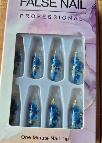 Mavi Parlak Kalp Desenli 24 Parça Tırnak Seti - Görsel 5