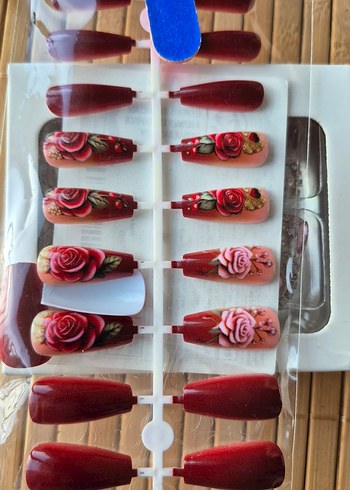 Bordo Gül Desenli 24 Parça Takma Tırnak Seti - Görsel 8