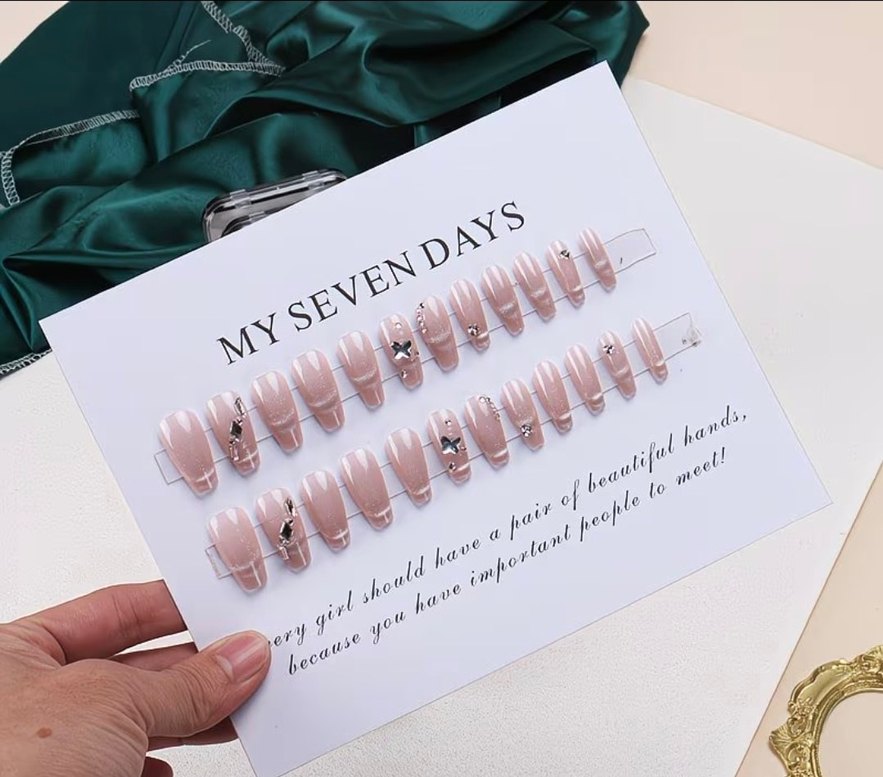 Kelebek Süslemeli 24 Parça Takma Tırnak Seti - Görsel 5