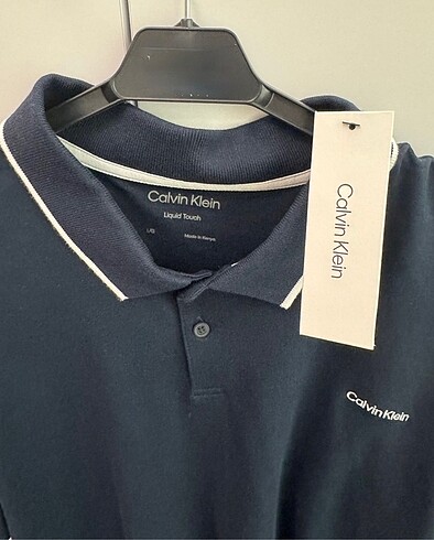 Calvin Klein l