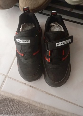 Nike Siyah Erkek Çocuk Spor Ayakkabı