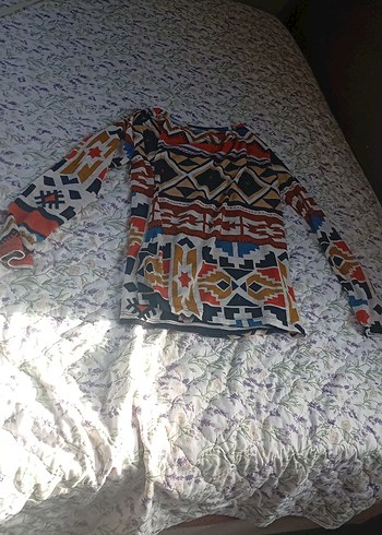 Renkli Desenli Battaniye - Görsel 3