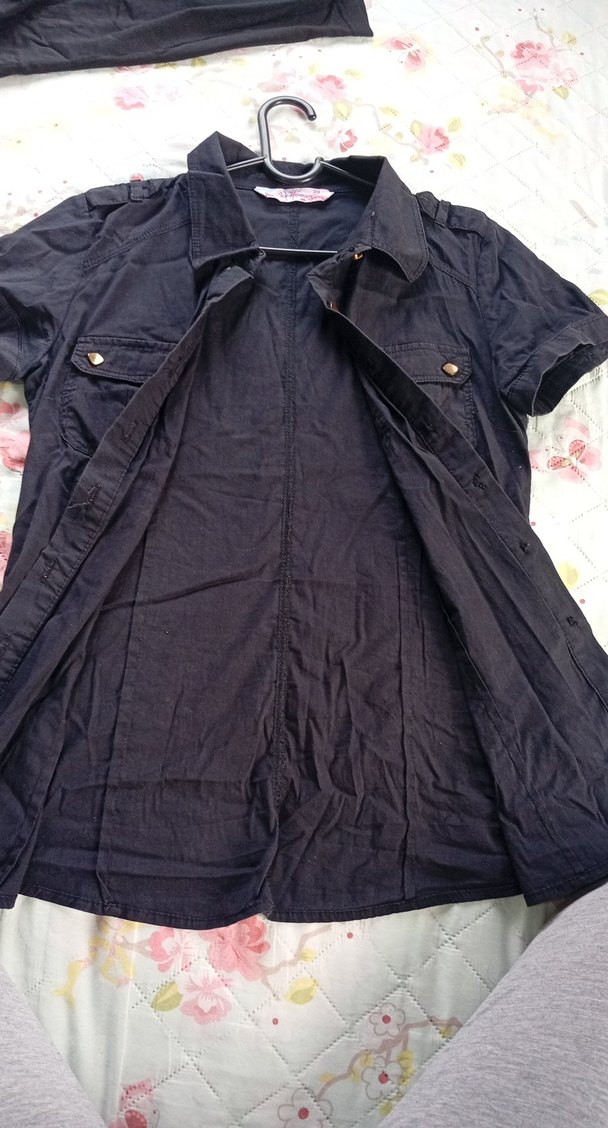 Düğmeli Siyah Kısa Kollu Denim Gömlek - Görsel 2