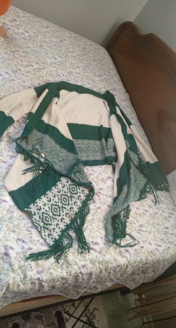 Uzun Yeşil Nakışlı Bohem Örgü Hırka - Görsel 2