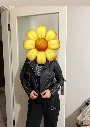 Trendyol & Milla Siyah Fermuarlı Biker Kadın Deri Ceket