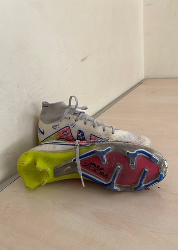 Nike Nike Zoom Beyaz Gri Erkek Futbol Ayakkabısı