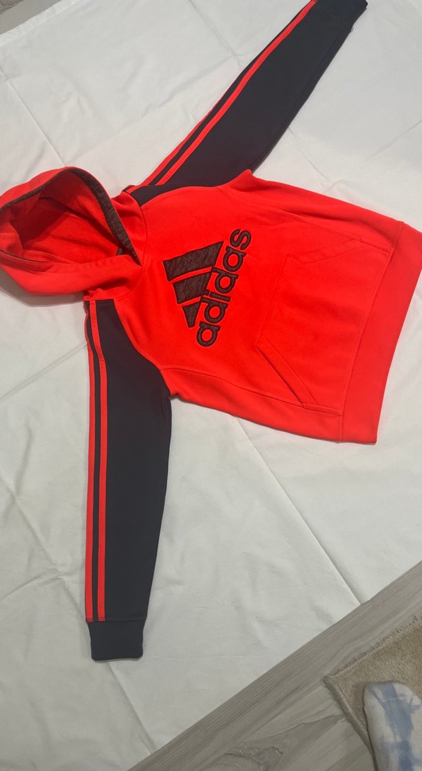 Erkek Çocuk Kırmızı Adidas Kapüşonlu Sweatshirt - Görsel 3