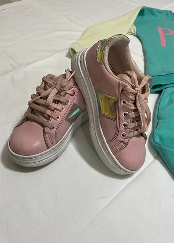 Yeşil Renkli Paris Baskılı Kız Eşofman Takımı - Görsel 3