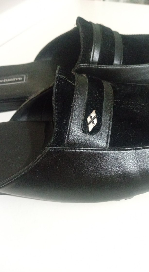 Erkek Siyah Tokalı Ev Terliği - Görsel 4