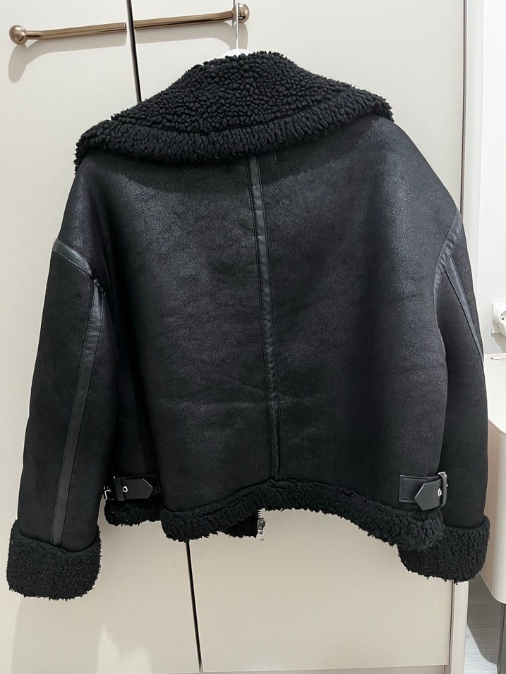 ZARA Siyah Deri Kürklü Kadın Ceket - Görsel 4