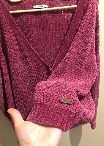 Pembe V Yaka Örgü Kadın Hırka - Görsel 3