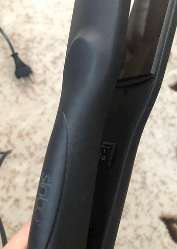 Siyah Saç Düzleştirici - Görsel 5