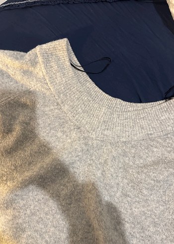 Kadın Gri Örgü Triko Bisiklet Yaka Kazak - Görsel 3