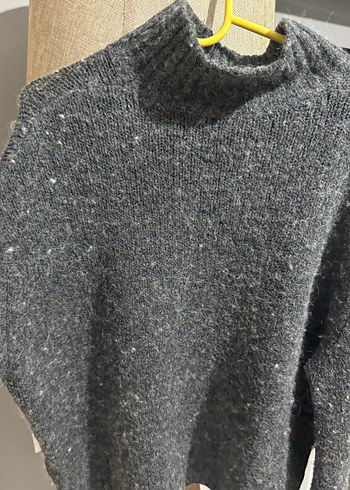 Gri Yünlü Boğazlı Kadın Kazak - Görsel 3