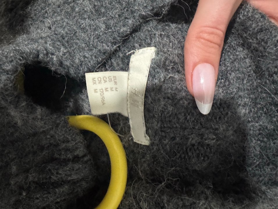 Gri Yünlü Boğazlı Kadın Kazak - Görsel 4