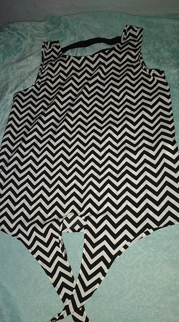 Kadın göğüs dekolteli Bluz  ikisi 100 s m beden - Görsel 3