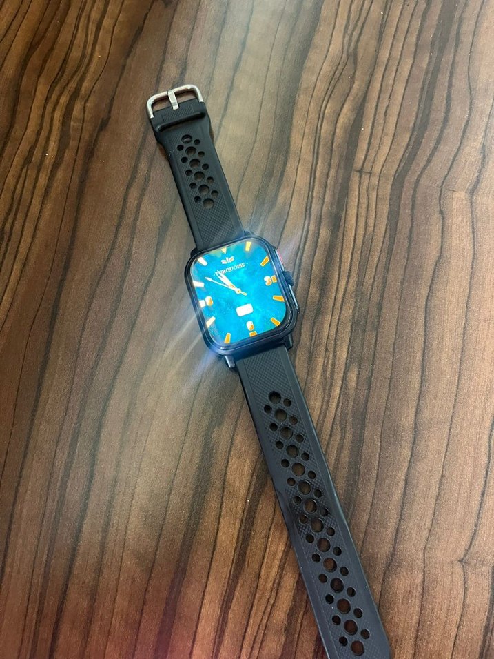 Mavi Ekranlı Koyu Mavi Akıllı Saat - Görsel 3