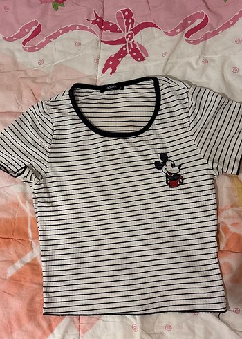 Beyaz Çizgili Mickey Mouse Baskılı Tişört