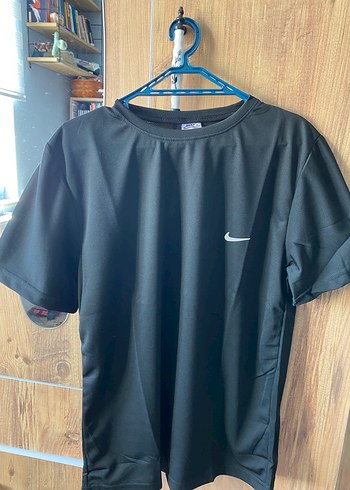 Siyah Erkek Spor Tişörtü, Rahat Kesim