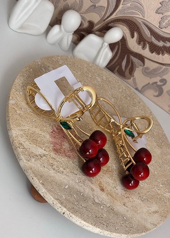 Accessorize Kırmızı kirazlı toka