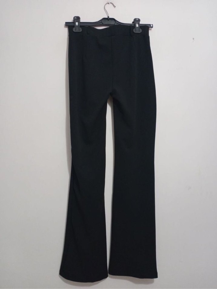 Paçası yırtmaçlı pantolon - Görsel 5