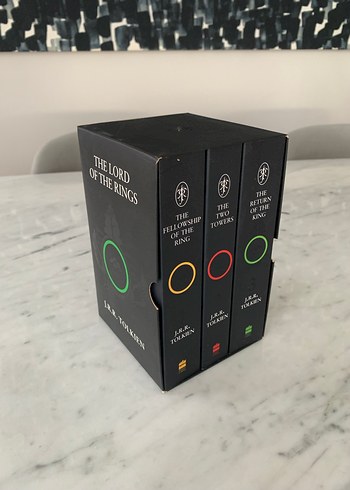 J.R.R. Tolkien - Yüzüklerin Efendisi İngilizce Set