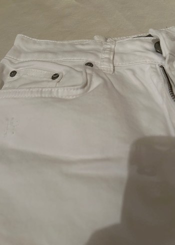 xs Beden beyaz Renk Kadın Beyaz Pamuklu Mini Kot Şort