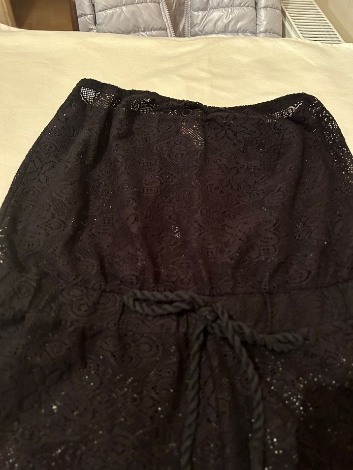 Dantel Detaylı Siyah Straplez Mini Tulum - Görsel 2