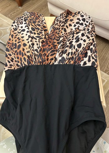 Leopar Desenli Drapeli Kadın Mayo - Görsel 3